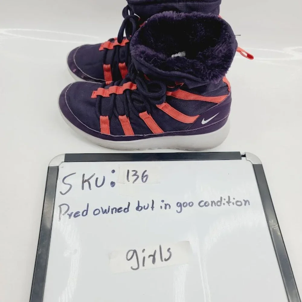 Nike Girl's‎ Purple Pink Roshe One-High 807758-501 Ankle Snow Boot Size 3.5